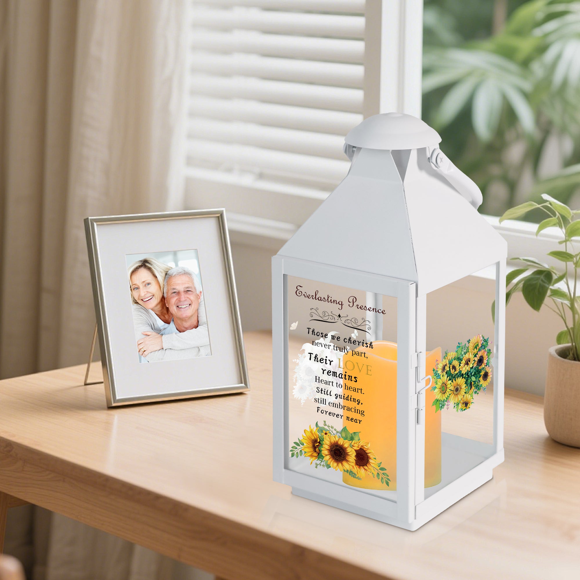 Memorial Lantern Bereavement Gifts in Memory of Loved One – Solar LED Candle Sympathy Gift for Loss of Mother, Father, Family(Sunflower)